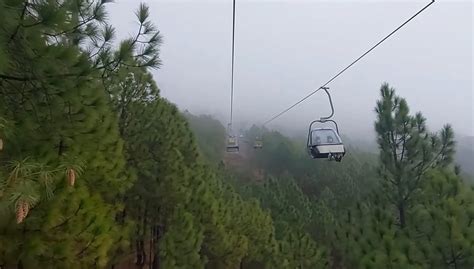 Patriata Chairlift, Bir Dağ Zirvesine Yükselen Muhteşem Bir Yolculuk!