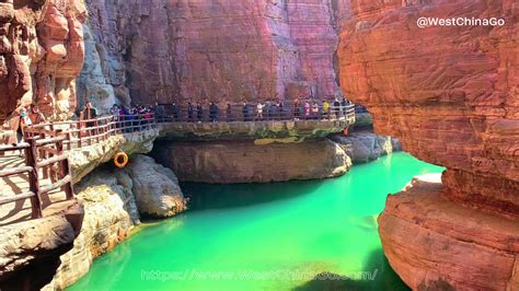  Xiangtan Yuntai Mountain: Muhteşem Görünümler ve Doğanın Gizemli Güzelliği!